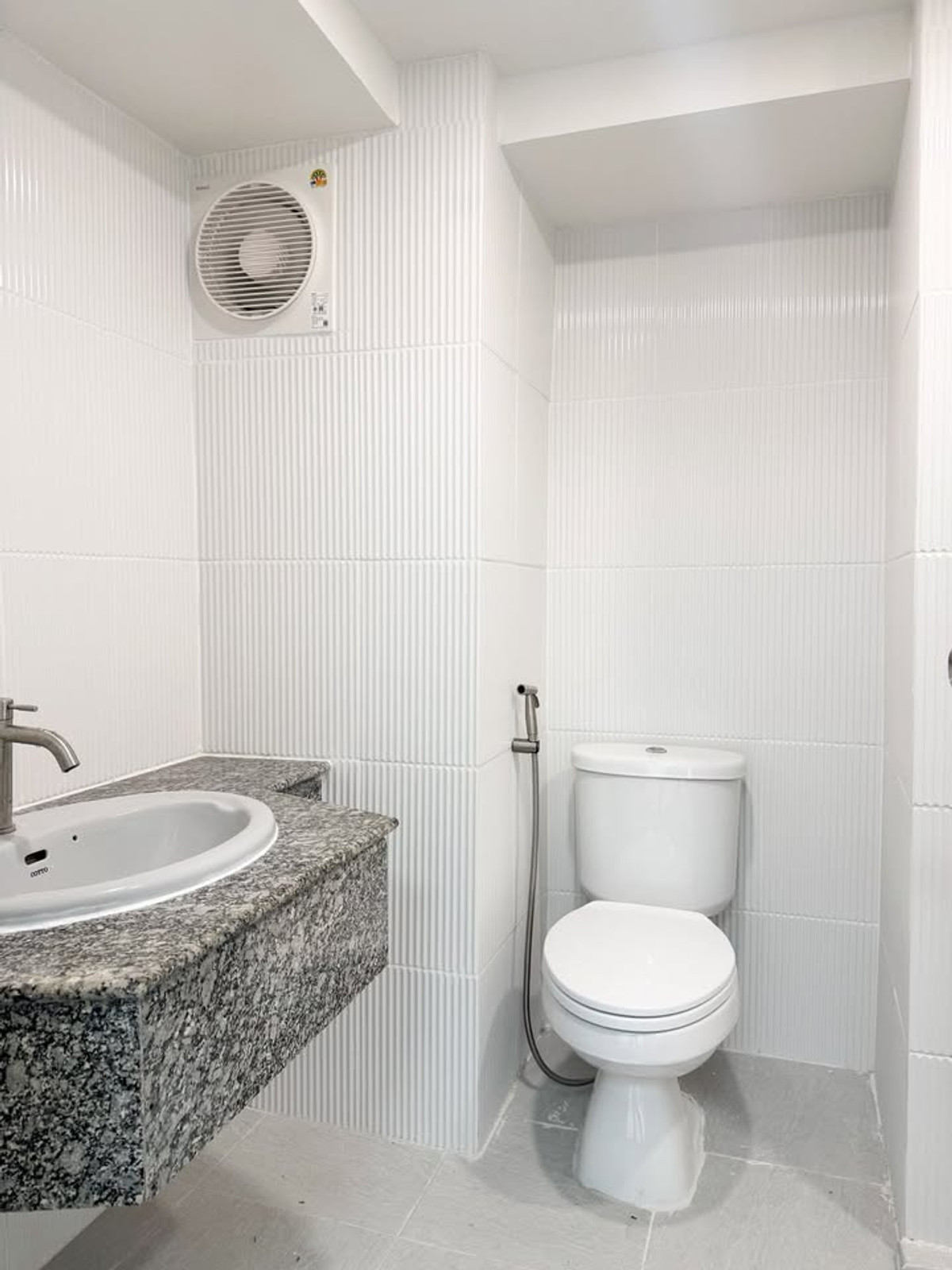 ขายคอนโดบางนา แบริ่ง ลาซาล : K-6812 ขาย !!  คอนโด บางนา เพลซ พร้อมอยู่ ✨️ เดินทางสะดวก ใกล้ BTS บางนา และ ใกล้ทางด่วนเฉลิมมหานคร เพียง 800 เมตร