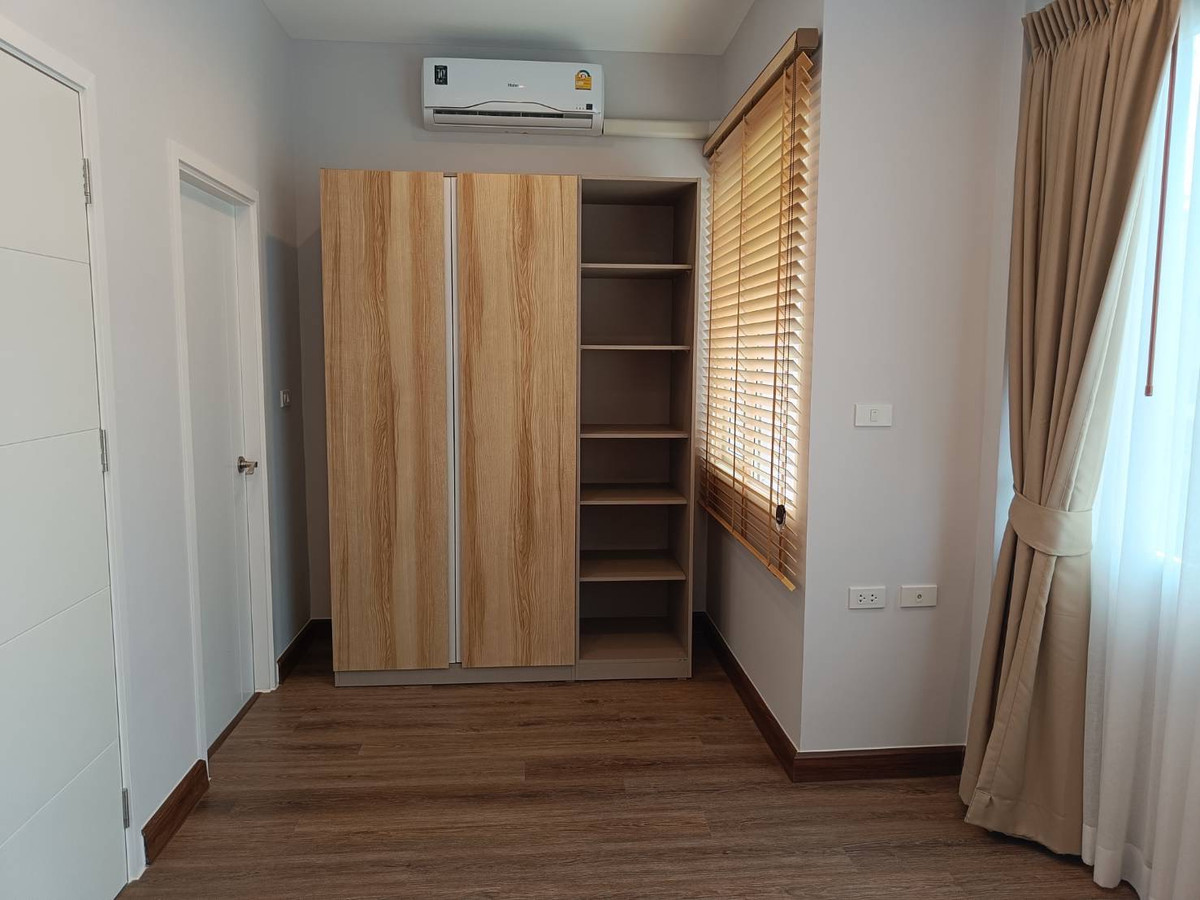 TownhomeRathburana, Suksawat : Cher Phutthabucha 40 | Townhouse, 2 floors, 3 bedrooms, 2 bathrooms, furnished, ready to move in, near Bangmod University.