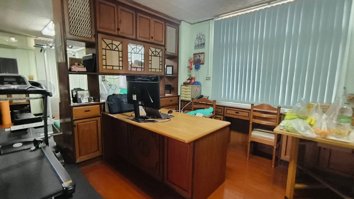 ขายบ้านพัฒนาการ ศรีนครินทร์ : ขายด่วน บ้านเดี่ยวแปลงใหญ่ 200 ตร.ว. พัฒนาการ 13 - ทำเลใกล้ทองหล่อ