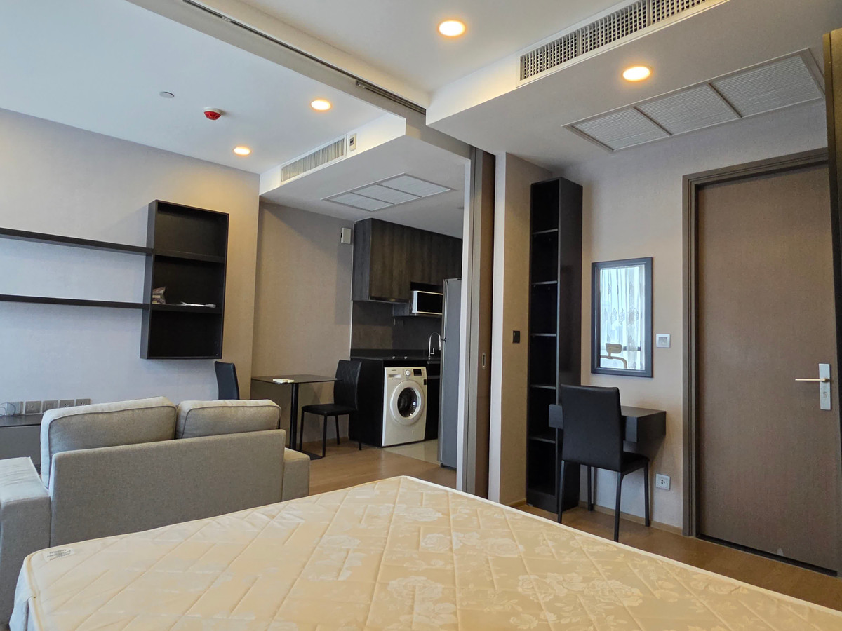 ให้เช่าคอนโดสยาม จุฬา สามย่าน : Ashton Chula Silom【𝐑𝐄𝐍𝐓】🔥อารมณ์พรีเมียมเข้มลึก รายละเอียดดูเฉียบทุกมุม🔥 ติดต่อไลน์ไอดี: @hacondo