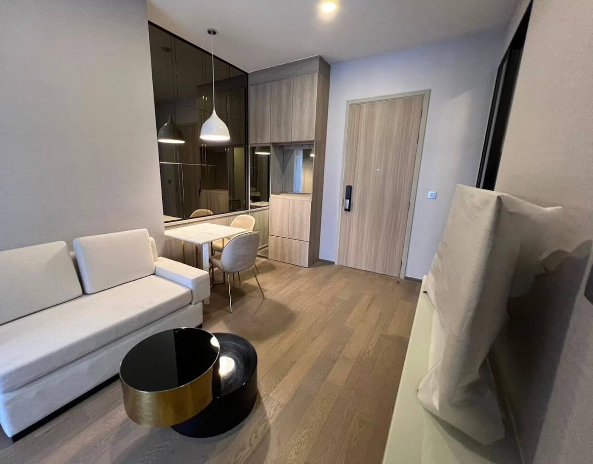 For RentCondoRatchathewi,Phayathai : 🔥Best price🔥Park Origin phayathai 35 Sqm 1BedPlus 32,000 only🔥If interested, contact Putter 0928895628 line:plustor_ss💫