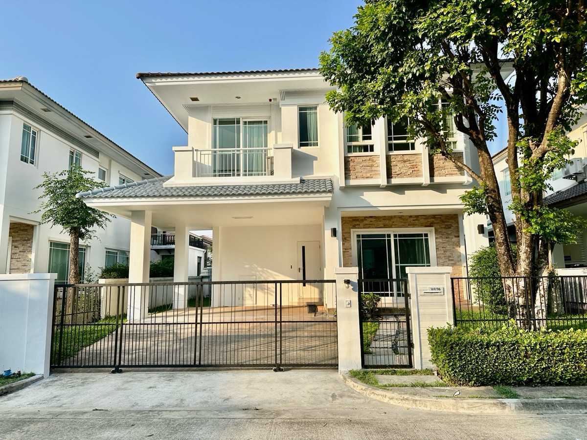 For RentHouseLadkrabang, Suwannaphum Airport : 🐶 Move in right away! 2-story detached house, large area, can raise dogs and cats. Get a short-term lease