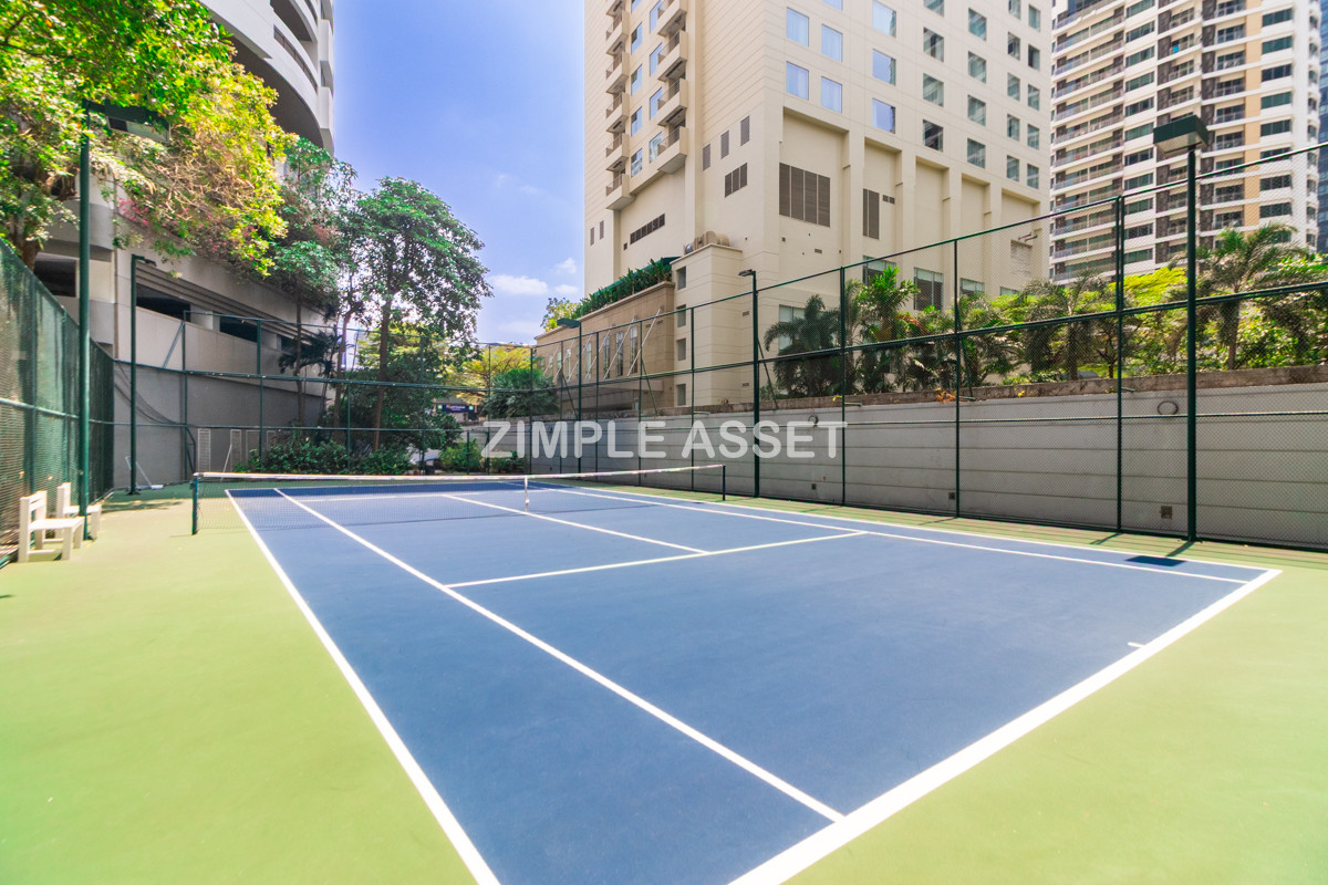 For RentSukhumvit, Asoke, Thonglor : Line ID: @zimple_asset  A luxurious residential in Sukhumvit 24. Fully furnished with complete facilities, offering a comfortable “home-like” atmosphere in a prime location with convenient access to BTS and shopping center. Pet friendly🐶