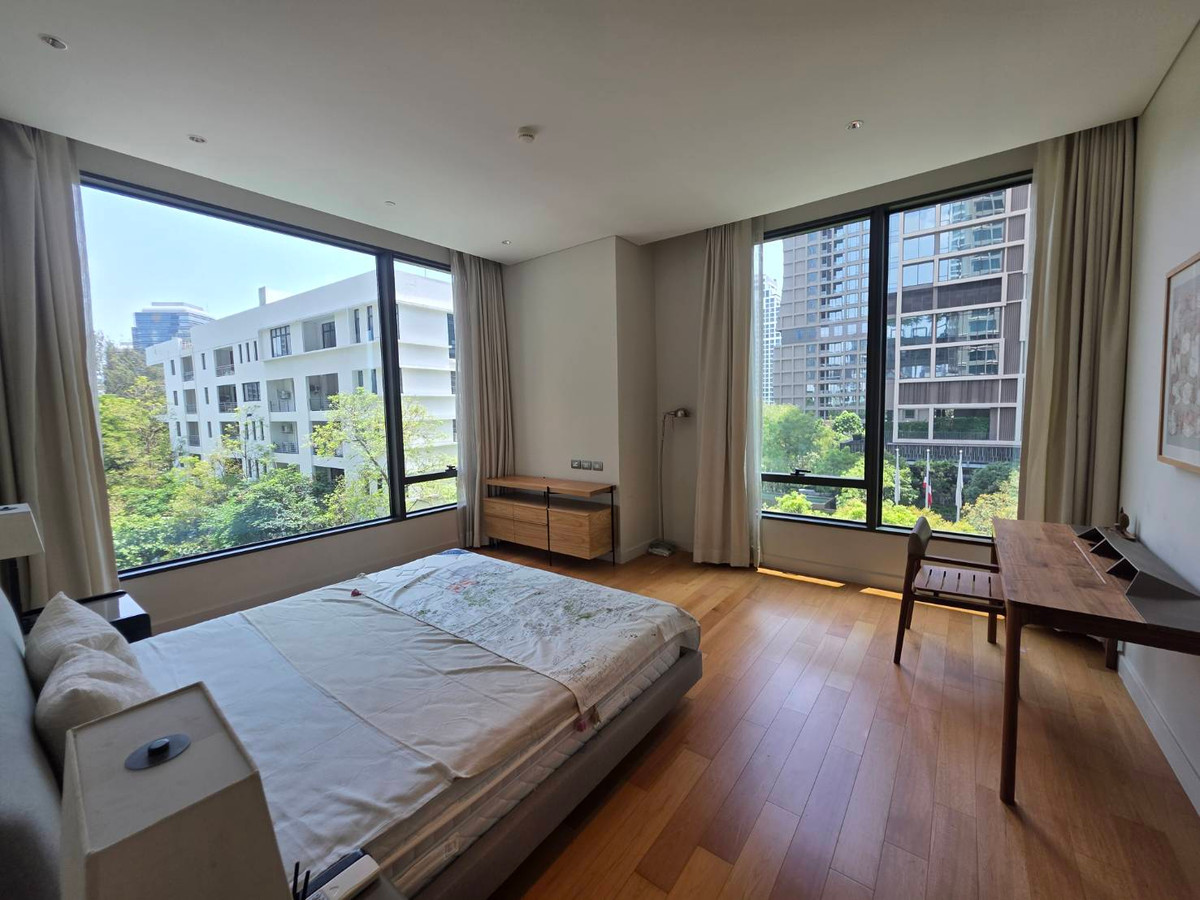 For RentCondoWitthayu, Chidlom, Langsuan, Ploenchit : Sindhorn Residence: 75sqm. 1bed 1bath 75,000/mth. Rare Corner unit Am: 0656199198