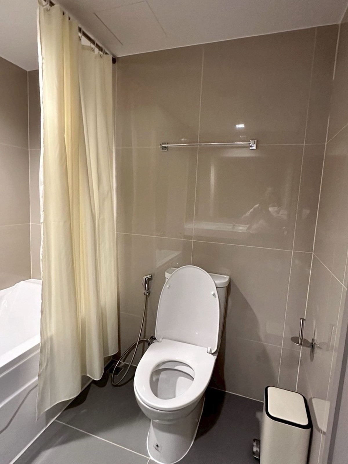 For RentCondoOnnut, Udomsuk : Ideo Sukhumvit 93 next to BTS Bang Chak / corner room