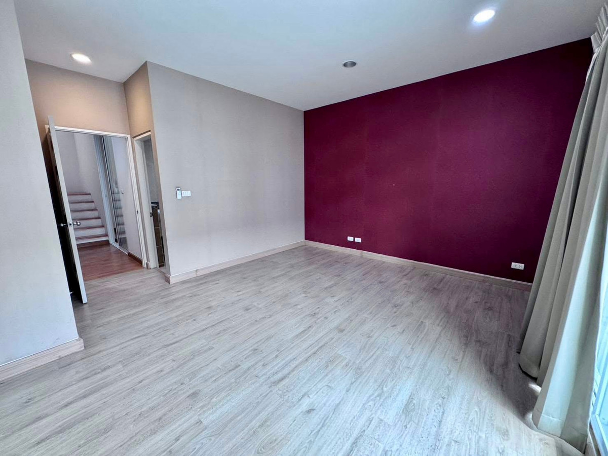 For SaleTownhomePattanakan, Srinakarin : Baan Klang Muang S-Sense Srinakarin / 3 bedrooms (for sale), Baan Klang Muang S-Sense Srinakarin /3 Bedrooms (FOR SALE) GNG055