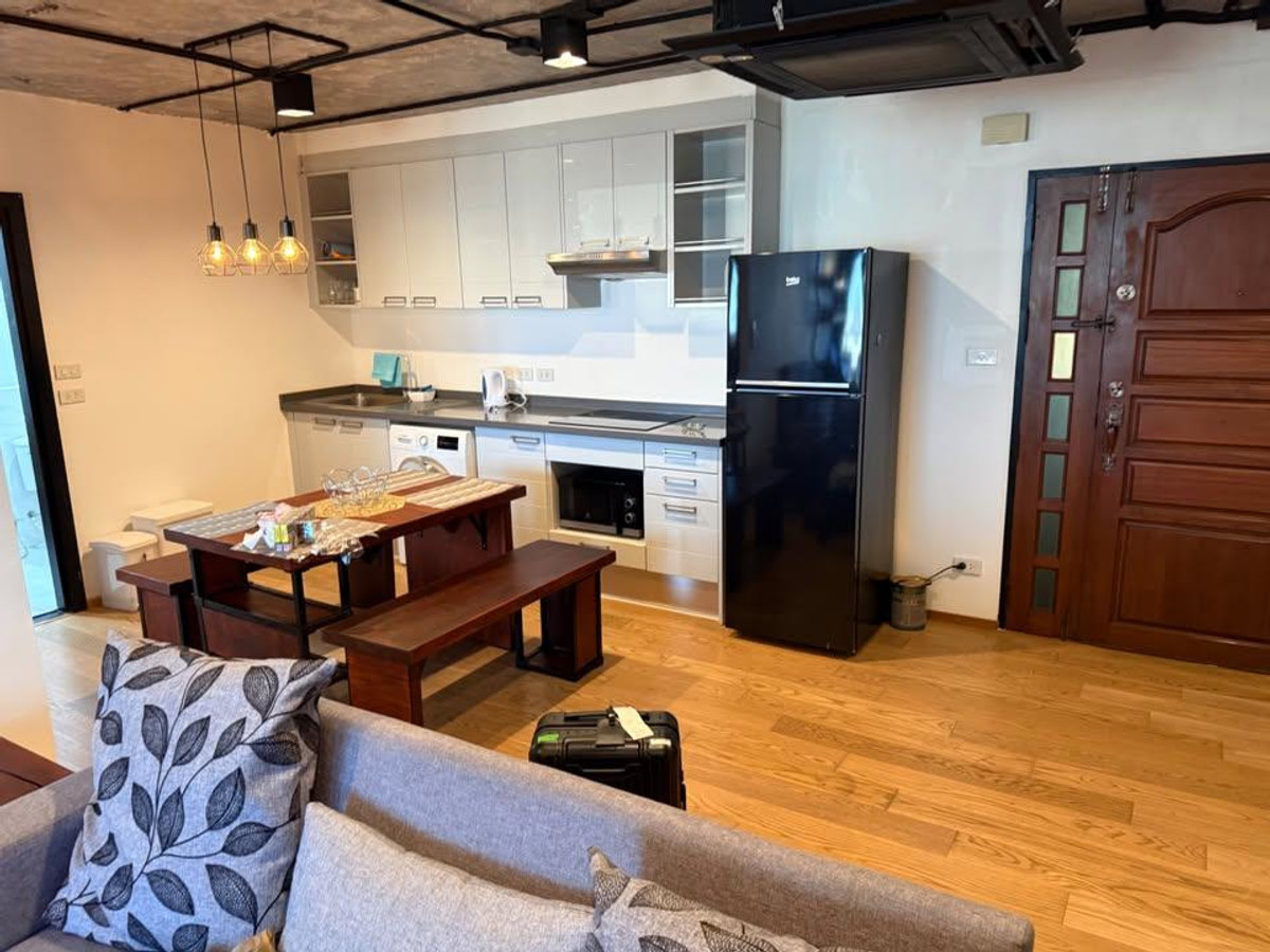 For RentCondoSukhumvit, Asoke, Thonglor : 💎 GT16246 | Condo Supalai Place Sukhumvit 39, convenient travel, beautifully decorated room, fully furnished, ready to move in.