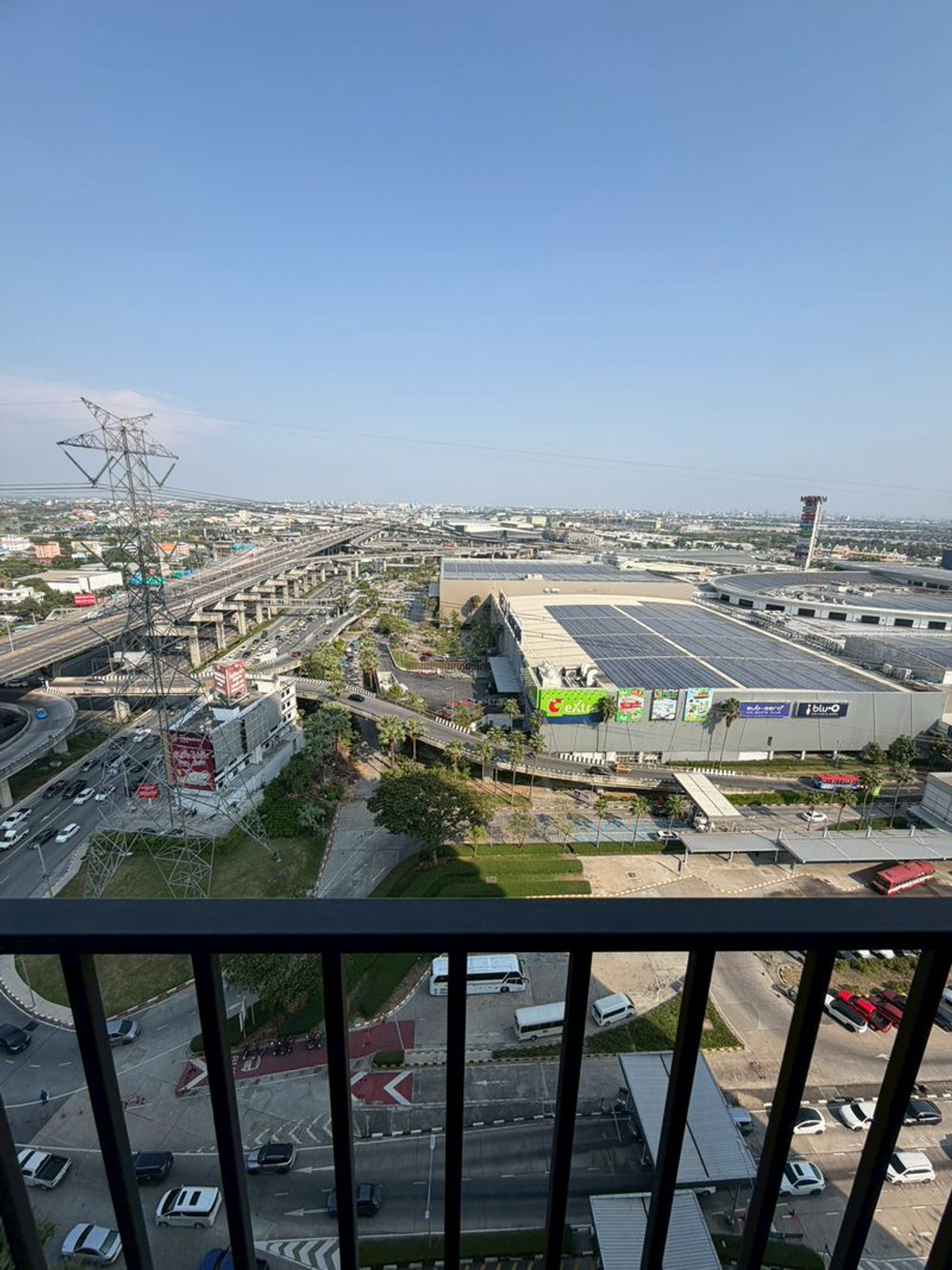 For RentCondoBangna, Bearing, Lasalle : Condo for rent NUE Mega Plus Bangna, good price, 1 bedroom, 28 sq m, ready to move in, good location in Bangna area, walk 20 steps to Mega Bangna mall. #New Mega Plus Bangna #New room #Fully furnished