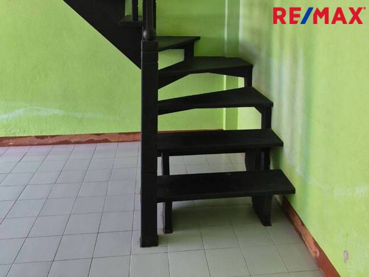 For SaleTownhomeBang kae, Phetkasem : House for sale, Nisa Phetkasem 69, Project 1, private zone, good structure, already painted, special price.