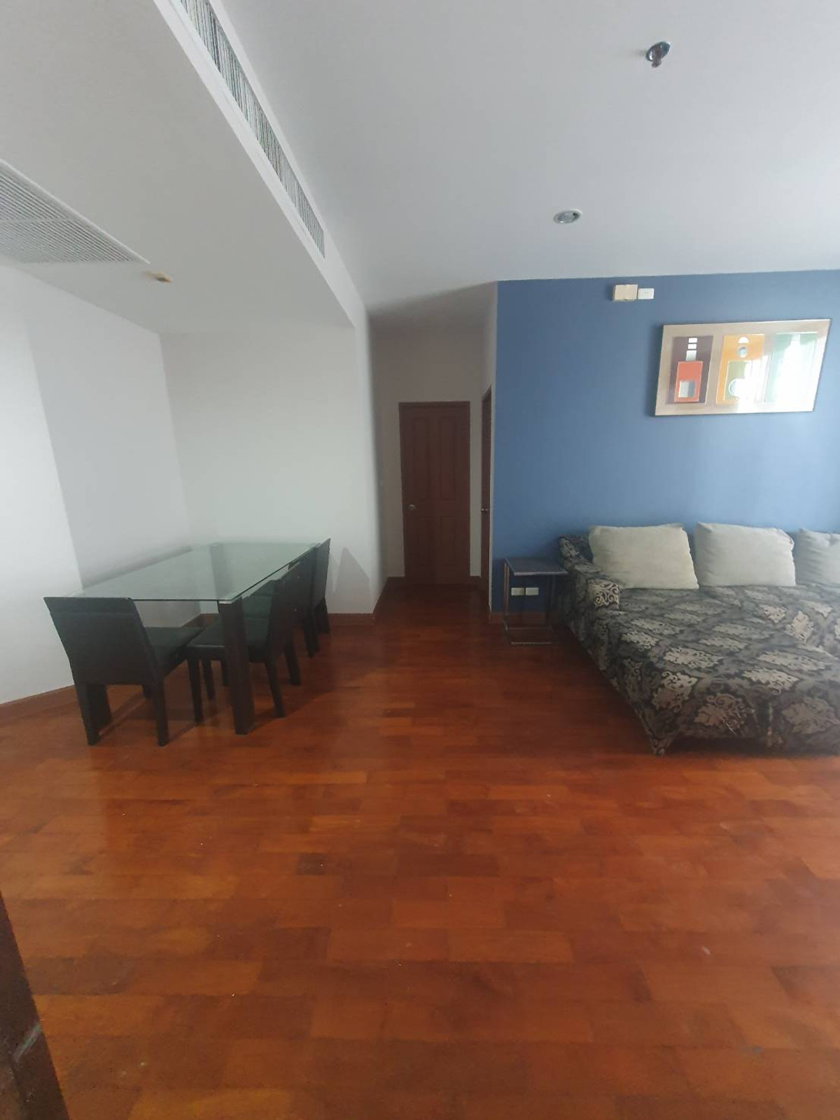 ให้เช่าคอนโดสุขุมวิท อโศก ทองหล่อ : Siri Residences 2 Bedroom Condo for Rent  