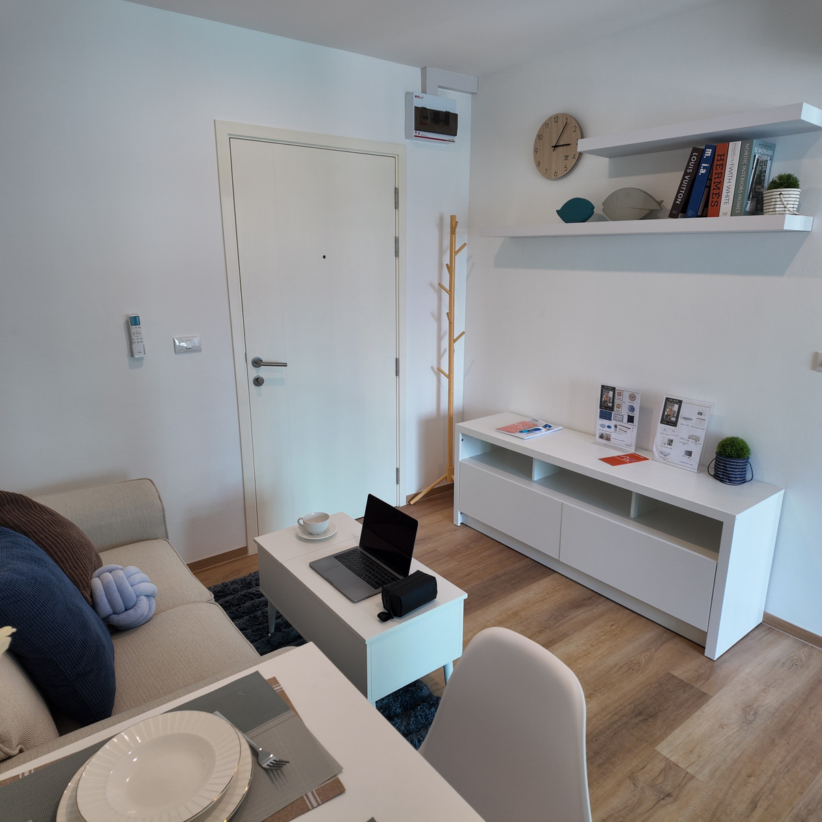 ขายคอนโดพัฒนาการ ศรีนครินทร์ : The Unite Condo อ่อนนุช-พัฒนาการ  คอนโดเลี้ยงสัตว์ได้   เฟอร์ครบ มีงบ Cashback ของแถมมากที่สุด