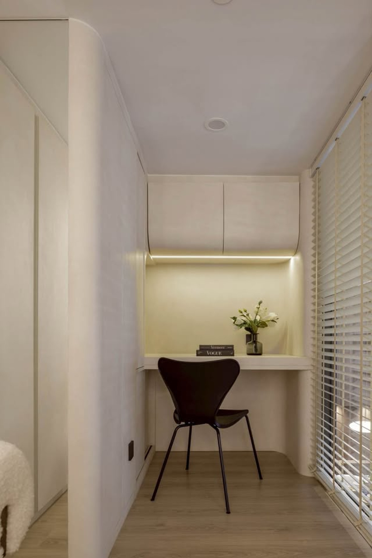 For RentCondoKhlongtoei, Kluaynamthai : ⭐️ Life Rama 4 - Asoke ⭐️ Luxury room 3 Bed 2 Bath fully furnished with high quality materials , Ready to move in