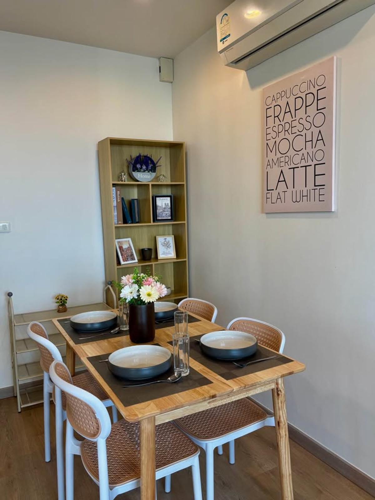 For RentCondoThaphra, Talat Phlu, Wutthakat : 🌲✨2 bedrooms, Ideo Sathon -Thaphra- Condo for rent, newly decorated, minimal style, super cute,  BTS Pho Nimit 