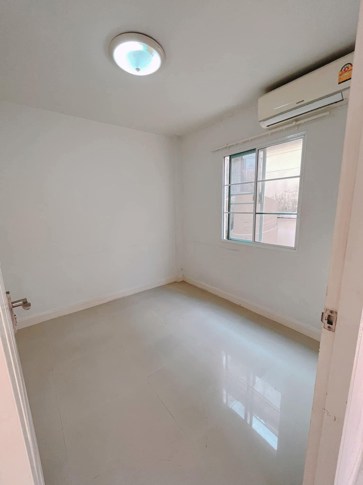 ให้เช่าทาวน์โฮมพระราม 5 ราชพฤกษ์ บางกรวย : ให้เช่า/ขาย ทาวน์เฮาส์ 2 ชั้น Thanasiri Ratchapruek 2 ติดถนนราชพฤกษ์ 