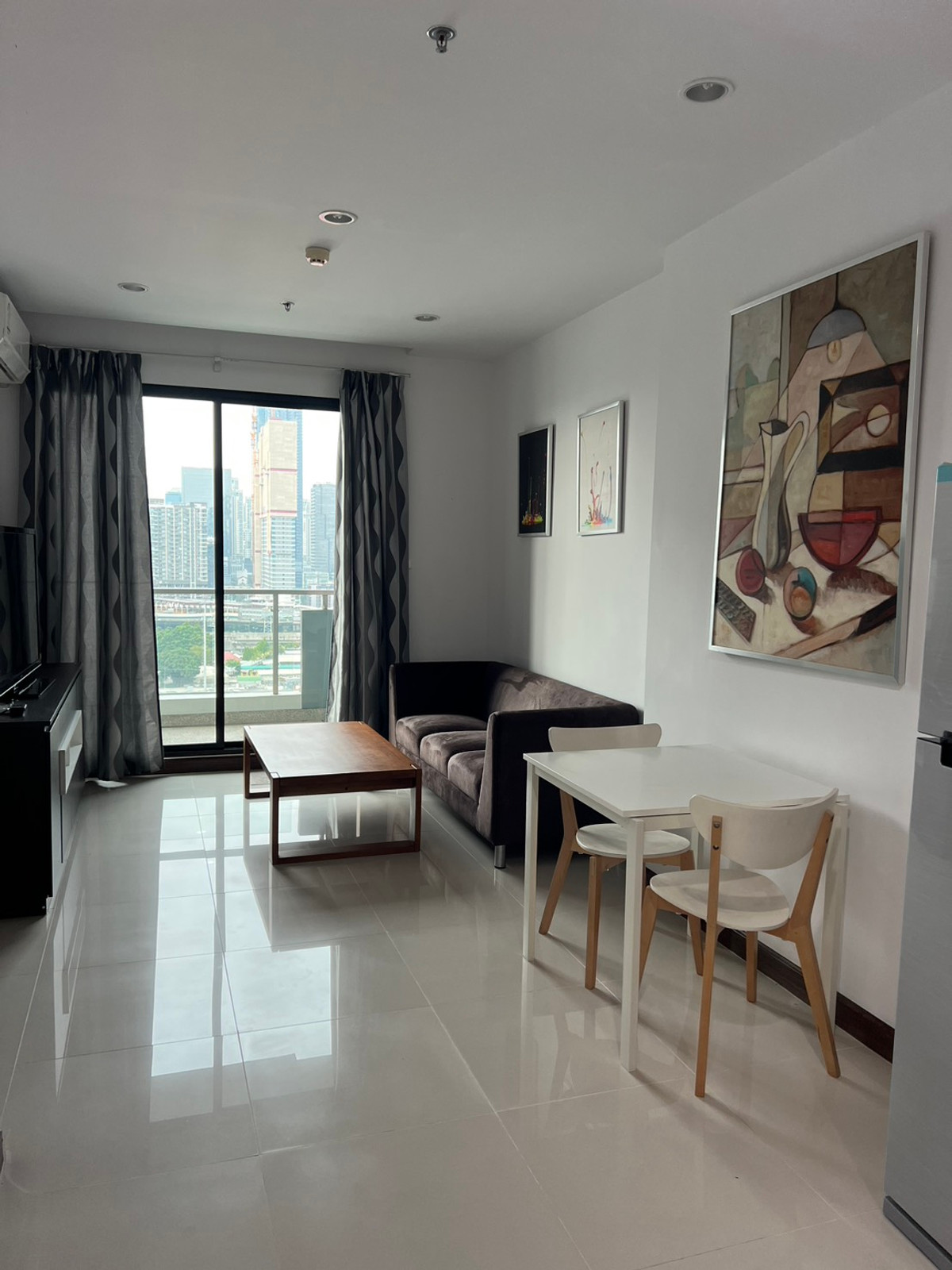 For RentCondoRama9, Petchburi, RCA : [STOP! This deal is an absolute "Godsend"... How is this price even possible at Asoke Intersection? 💎✨]  🔥 Supalai Premier @Asoke - Mind-Blowing Price! Only 21,000 THB/Month! 🔥 (Normally, units at Asoke-Phetchaburi in this size go for 25,000++; 