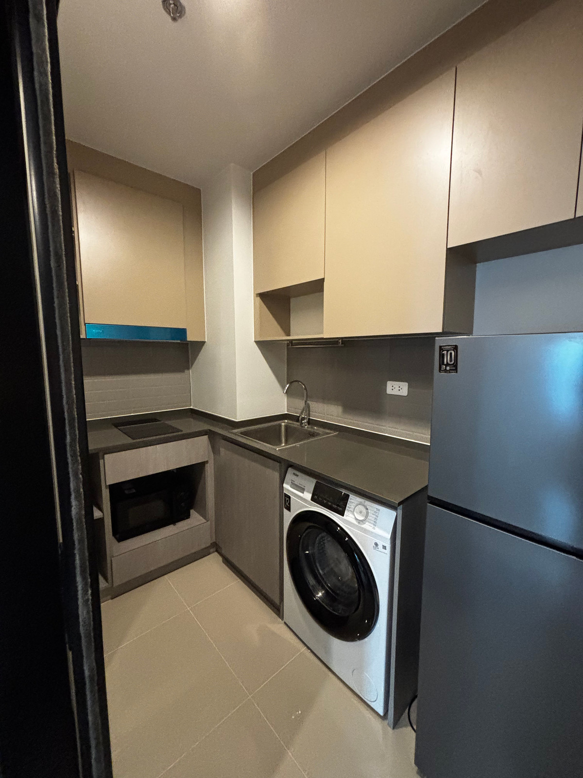 ให้เช่าคอนโดเสรีไทย-นิด้า : IDEO Ramkamheang - Lamsali - 1 bedroom plus 40 ตร.ม. ให้เช่าเพียง 22,000 บาท/เดือน