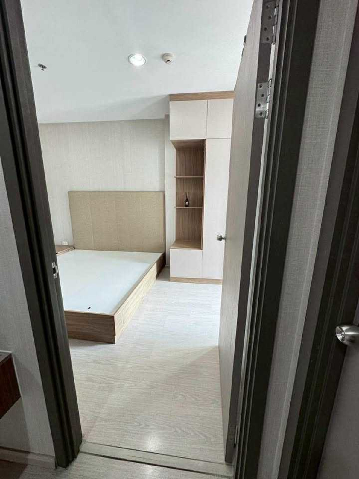 ขายคอนโดท่าพระ ตลาดพลู วุฒากาศ : ขายคอนโด ใจกลางย่านท่าพระ ใกล้รถไฟฟ้า MRT ท่าพระ 110 เมตร 