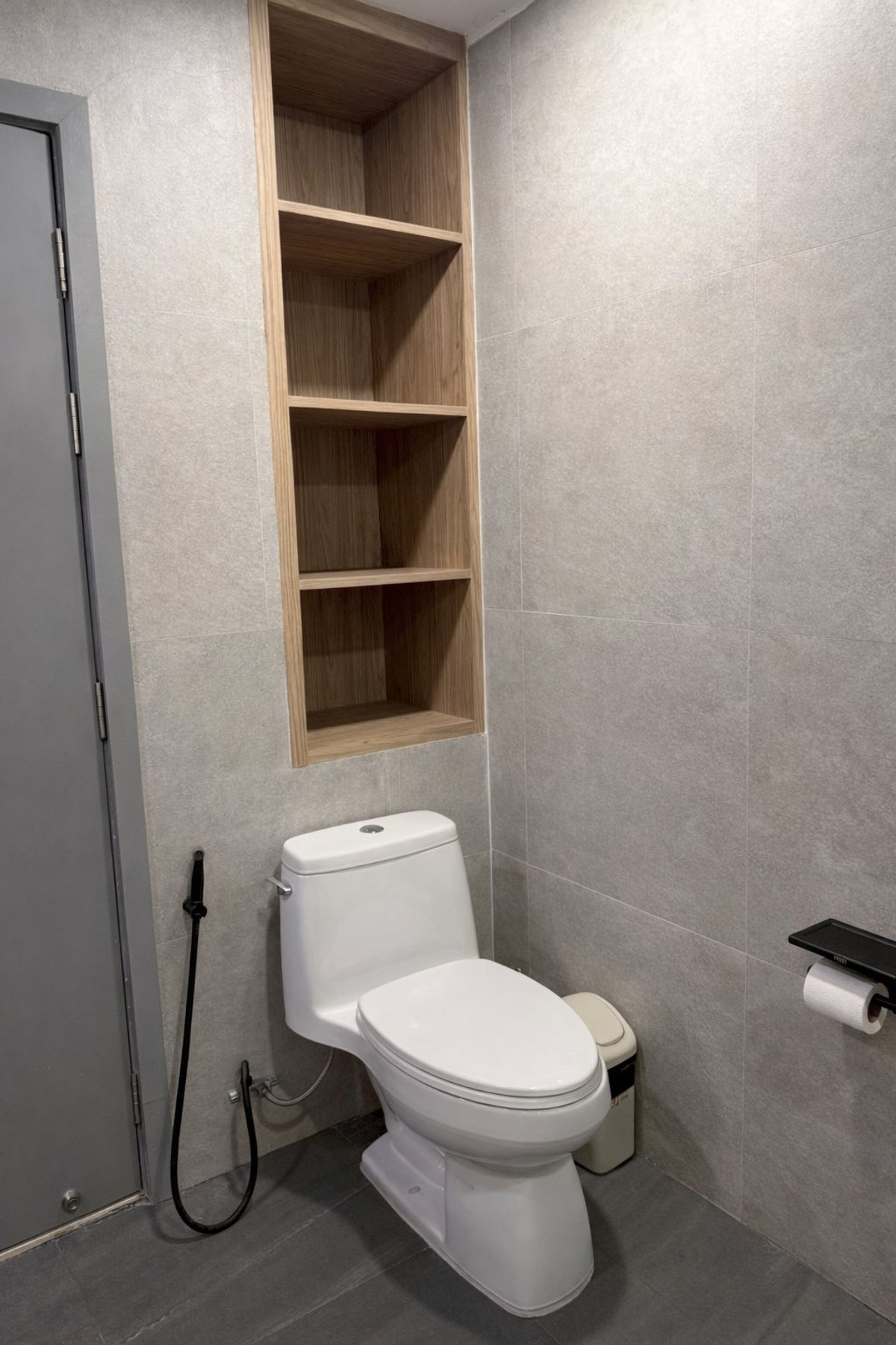 For RentCondoWitthayu, Chidlom, Langsuan, Ploenchit : # E362🎉030469 Condo for Rent: The Rajdamri Serviced Residence