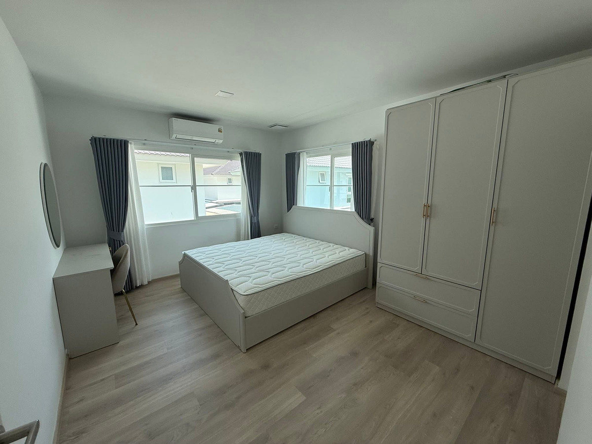 ให้เช่าบ้านบางนา แบริ่ง ลาซาล : บ้านเดี่ยวให้เช่า ✨ Villaggio 2 Srinakarin-Bangna ✨ 3 ห้องนอน 3 ห้องน้ำ เฟอร์นิเจอร์ และ เครื่องใช้ไฟฟ้าครบ 