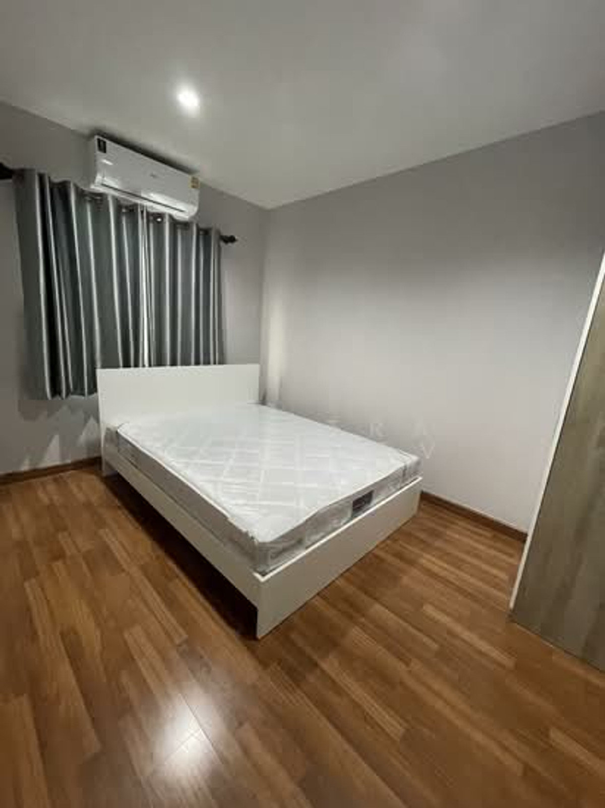 ให้เช่าทาวน์โฮมพัฒนาการ ศรีนครินทร์ : M1641 ให้เช่า ทาวน์โฮม ดิ เอ็กซ์คลูซีฟ พัฒนาการ 44 