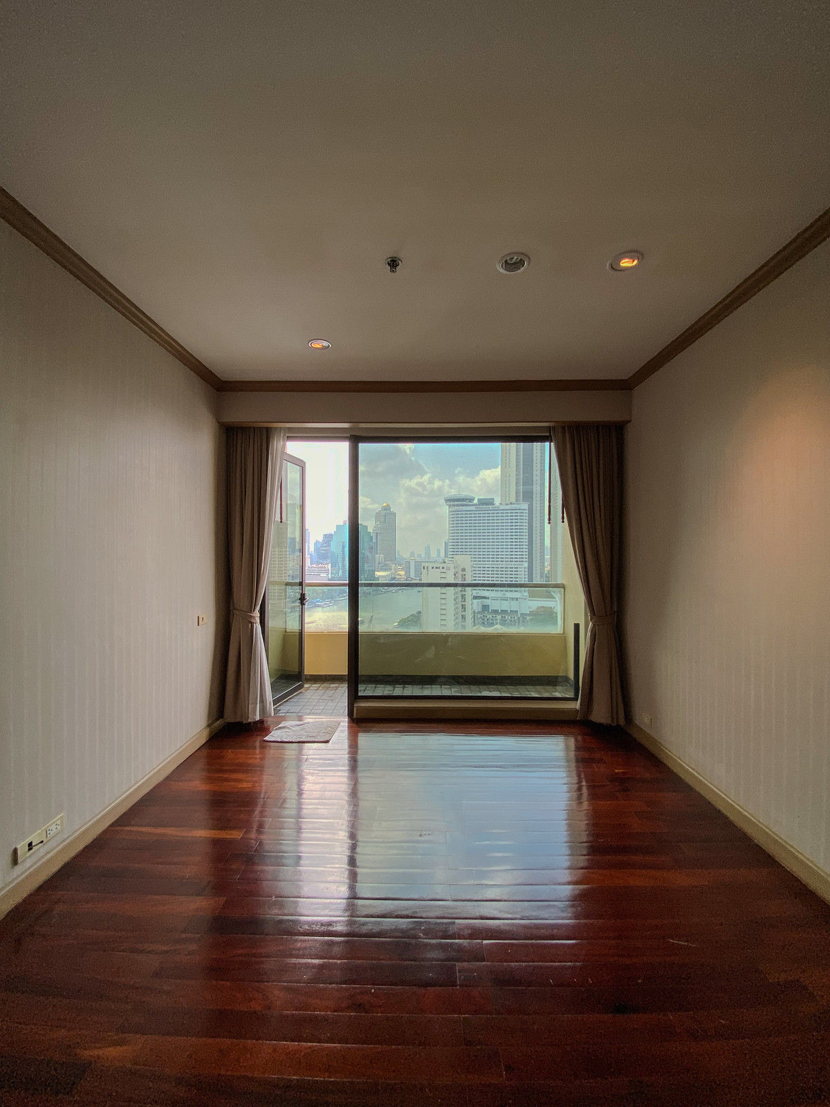For SaleCondoWongwianyai, Charoennakor : Condo for sale with Chao Phraya River view | Rare atmosphere in the Centre of BKK