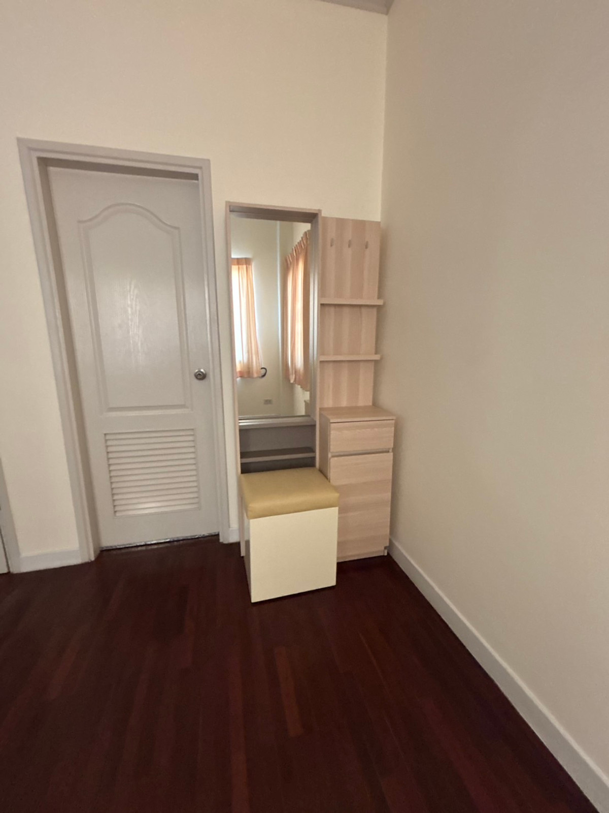 ให้เช่าบ้านมีนบุรี-ร่มเกล้า : บ้านเดี่ยวให้เช่าพร้อมเข้าอยู่ Parkway Chalet รามคำแหง 190