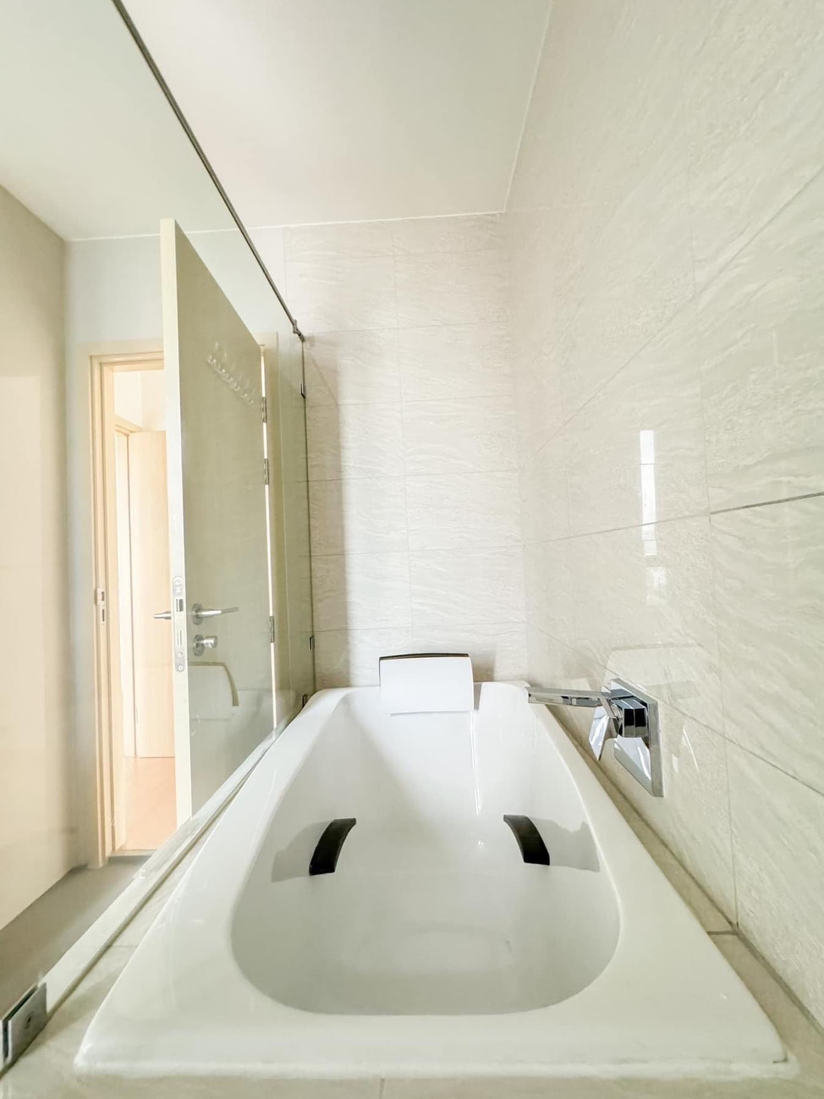 ขายคอนโดสุขุมวิท อโศก ทองหล่อ : 🔥ห้องสวย ราคาดี Maru Ekkamai (มารุ เอกมัย) ✅