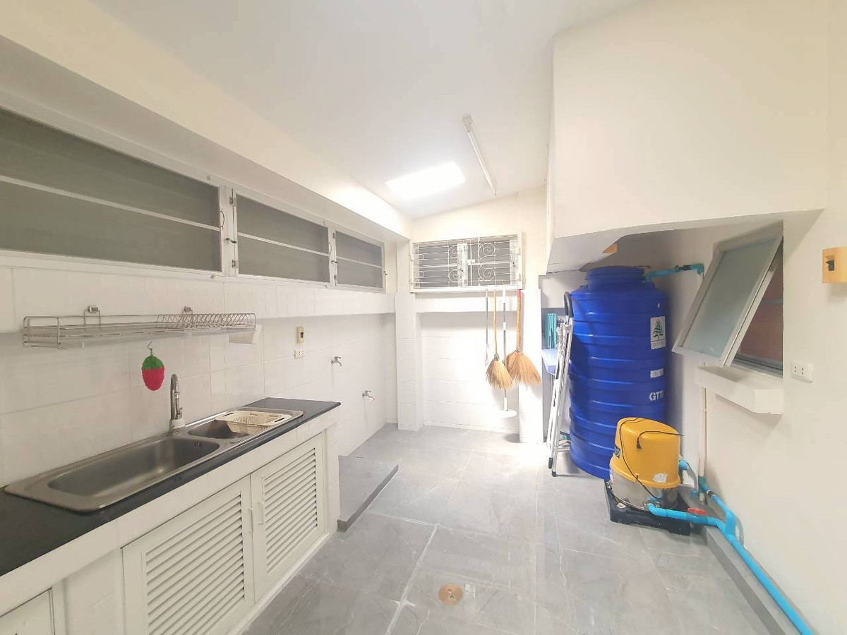 For SaleTownhomeOnnut, Udomsuk : 96728 - Townhome for sale, Baan Klang Muang Luzern (On Nut 46), ready to move in.