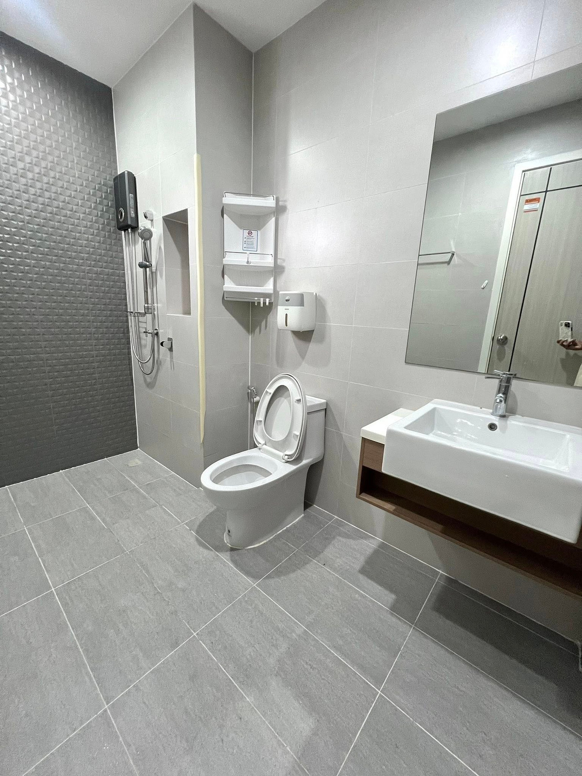 ให้เช่าทาวน์โฮมรัชดา ห้วยขวาง : WS6935 🏠 ทาวน์โฮม 3 ชั้นสิริเฮ้าท์ รัชดา 18 (หลังมุม) ใจกลางรัชดา–ลาดพร้าว ✨เพียง 50,000 บาท/เดือน