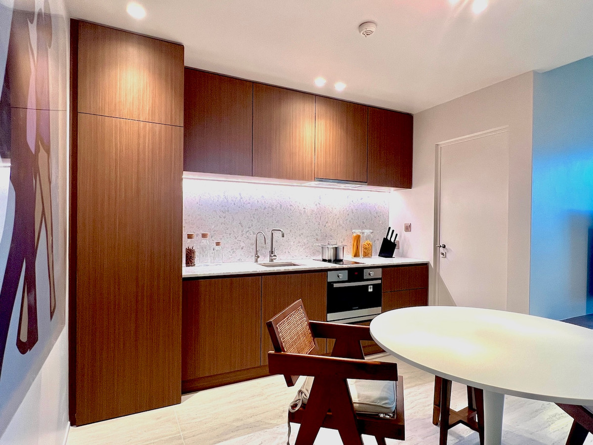 ให้เช่าคอนโดสุขุมวิท อโศก ทองหล่อ : คอนโด 1 ห้องนอน ย่านอโศก สุขุมวิท กรุงเทพฯ ใกล้สถานี BTS และ MRT