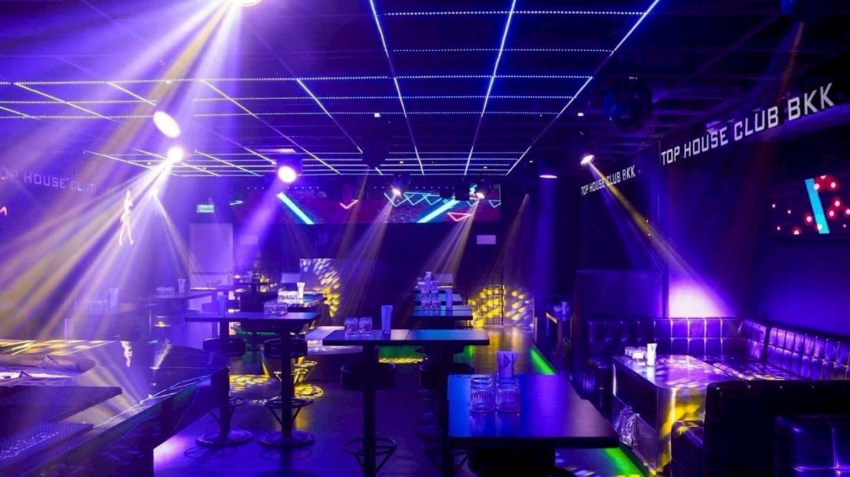 For SaleShop HouseSilom, Saladaeng, Bangrak : Luxurious 5-story commercial building for sale, highest potential location on Silom Road (N.2068)