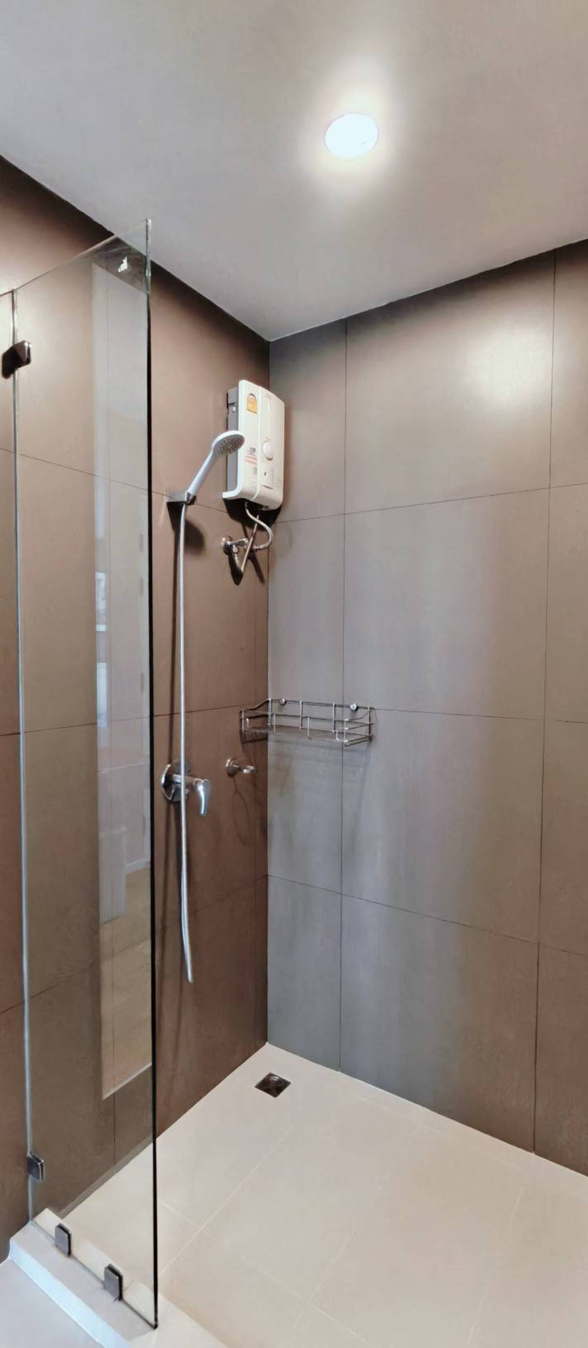 For RentCondoSukhumvit, Asoke, Thonglor : For rent, Up Ekamai (77.48 sq m.), 2 bedrooms, 2 bathrooms, beautifully decorated, ready to move in.