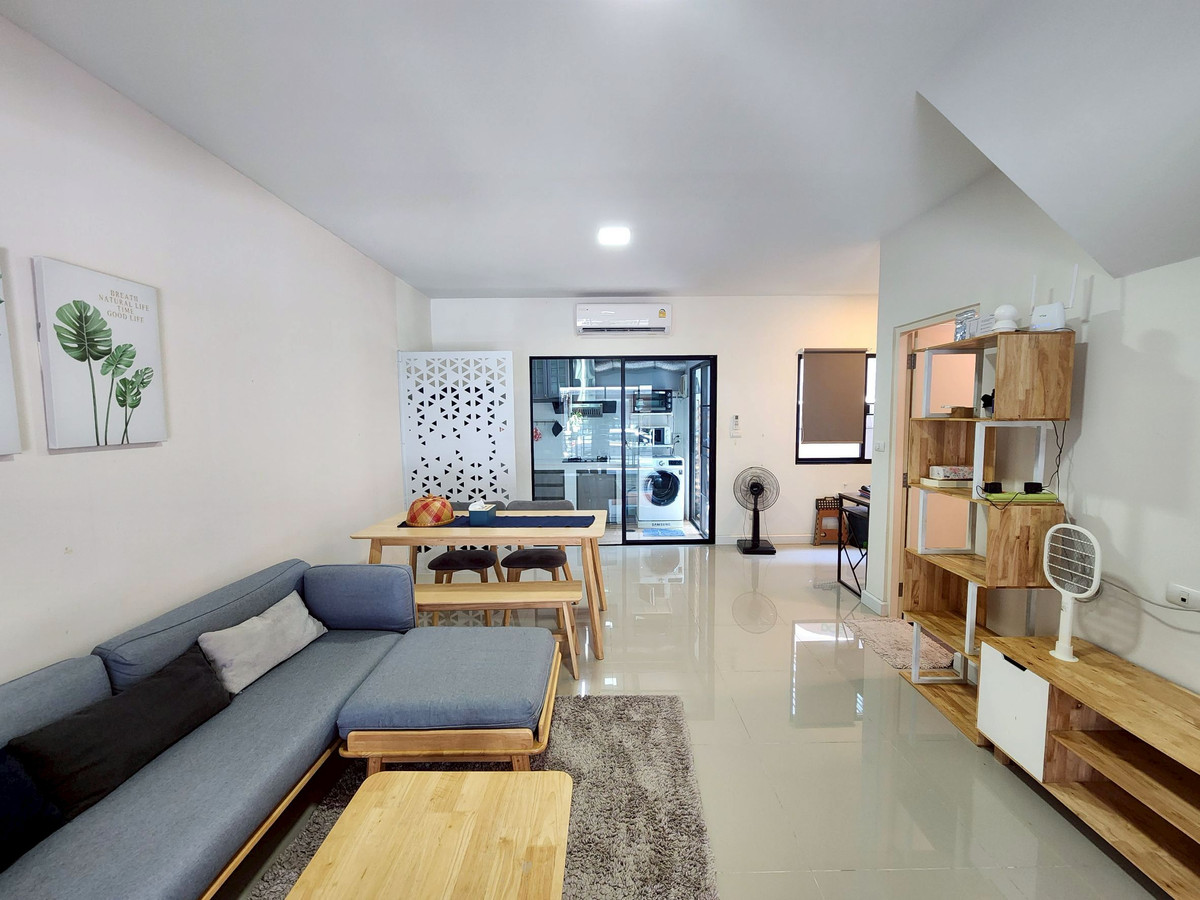 For RentTownhomeBang kae, Phetkasem : Townhome for rent, ready to move in, Siri Place Kanlapaphruek-Sathorn, Soi Kamnan Man, extra wide frontage.