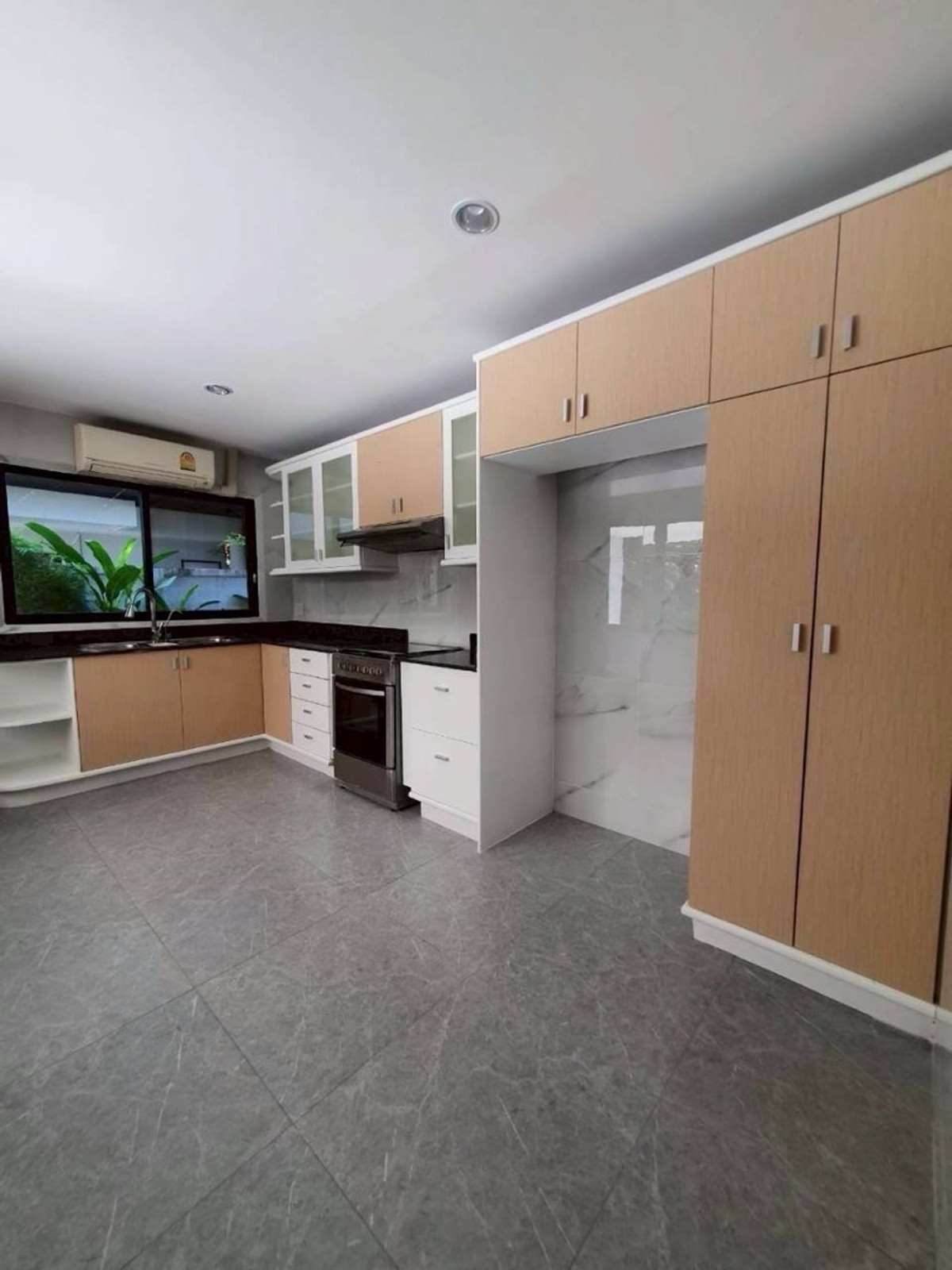 ให้เช่าบ้านมีนบุรี-ร่มเกล้า : (หมู่บ้าน เอ็กซ์คลูซีฟ 39)
รามคำแหง108