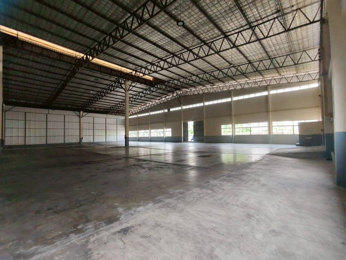 ให้เช่าโกดังเสรีไทย-นิด้า : สำหรับเช่า โกดัง คลังสินค้า / โรงงาน Mini Factory โรงงานเบา @ เสรีไทย เขตบึงกุ่ม กรุงเทพมหานคร | รองรับ รถเทรลเลอร์ และรถพ่วงขนส่งสินค้า