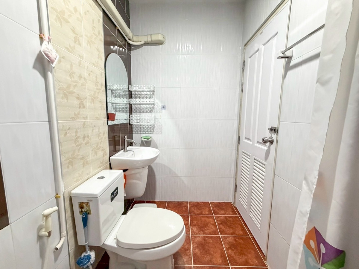 For SaleHouseHuahin, Prachuap Khiri Khan, Pran Buri : House for sale in Bo Fai, Hua Hin, with tenants, having immediate income.