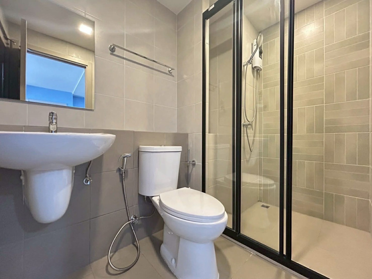 For RentCondoPhuket : 2 bedrooms 2 bathrooms Apartment for rent