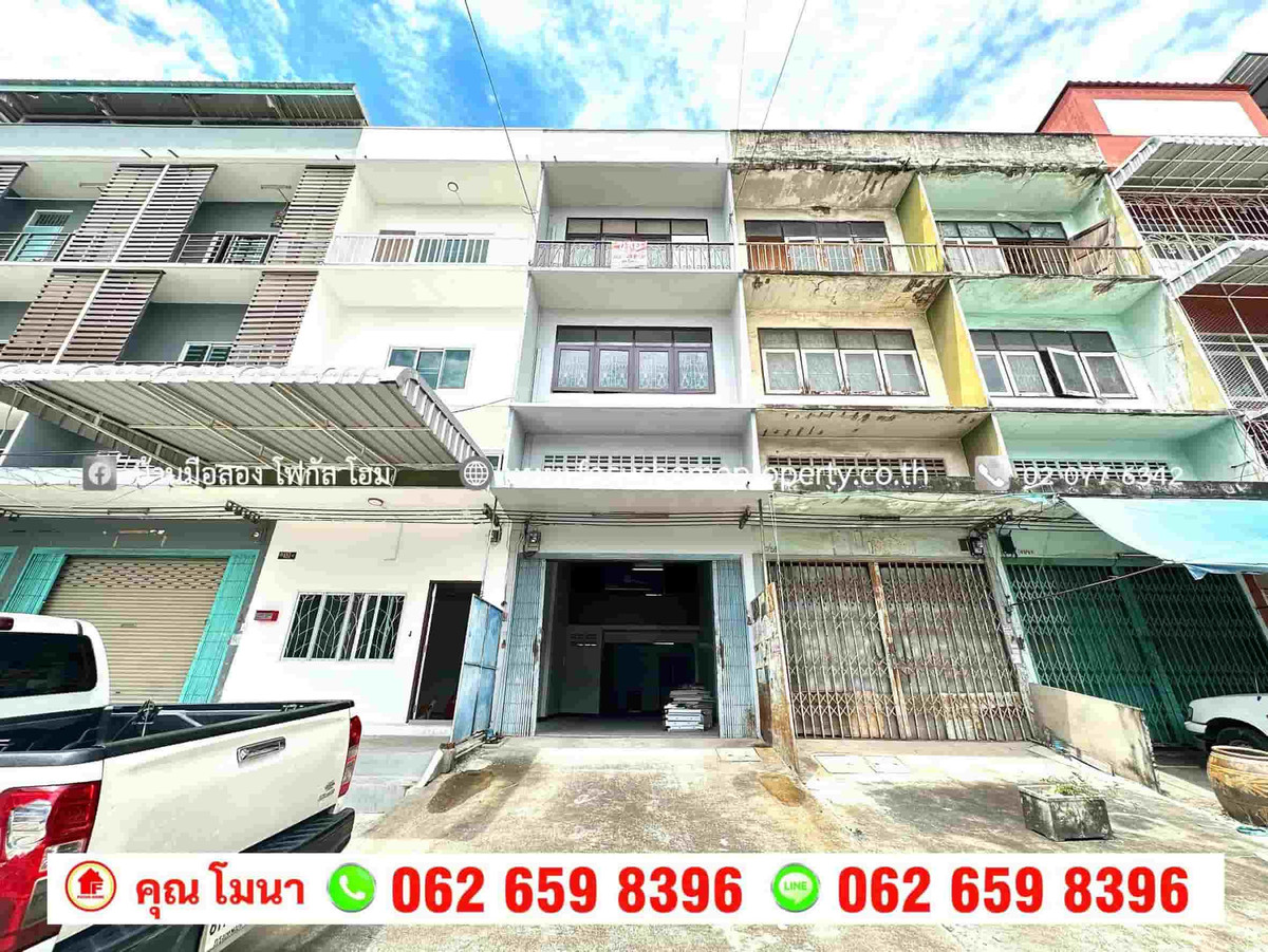 ขายอาคารพาณิชย์เอกชัย บางบอน : ขาย ตึกแถว 3 ชั้นครึ่ง หมู่บ้านปิ่นทอง เอกชัย