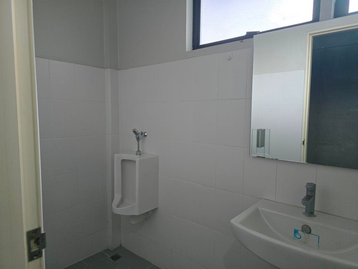 For RentWarehouseAri,Anusaowaree : Ground floor area, service business, product storage, 50-70 sq m., 200-250 baht per sq m. Saphan Khwai