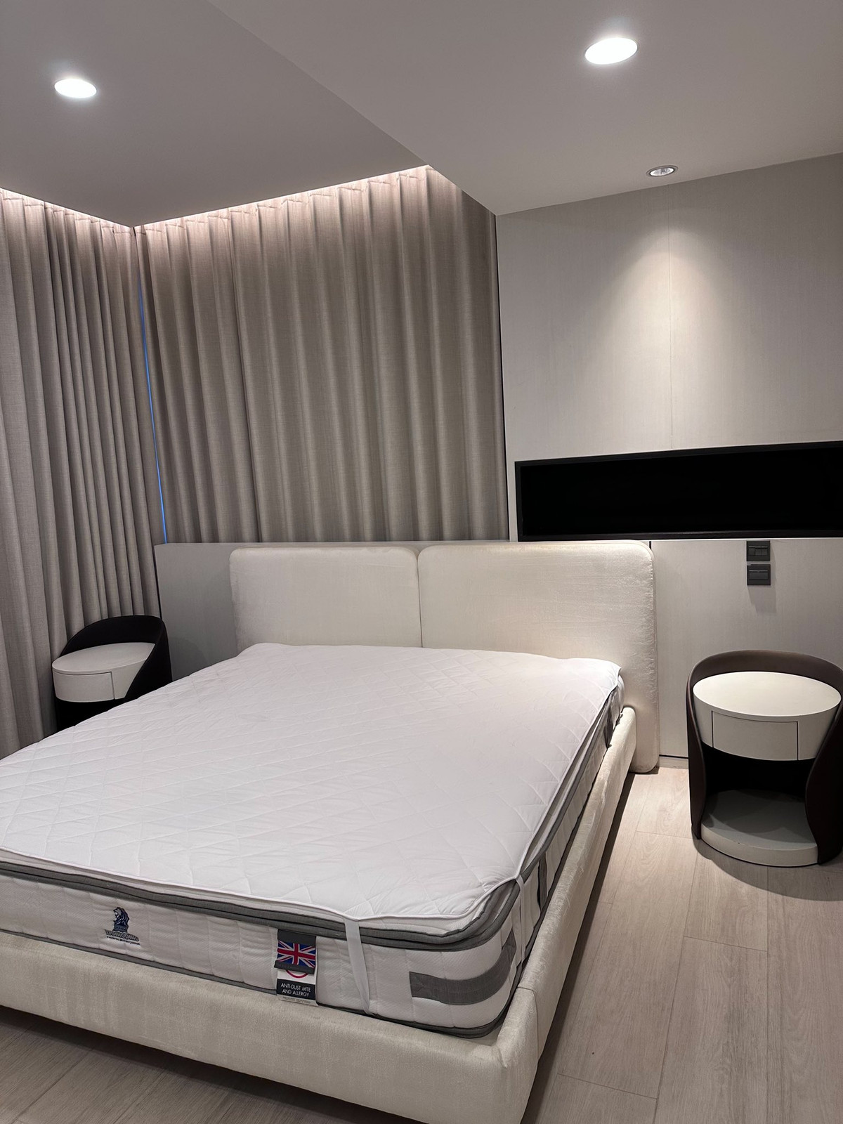 For RentCondoSukhumvit, Asoke, Thonglor : ᚱ Condo for rent ✅ Nusasiri Grand 🔥 3 bedrooms, 14th floor, Building B, 137 sq m.🔥 Good location in the heart of the city, next to BTS Ekkamai.