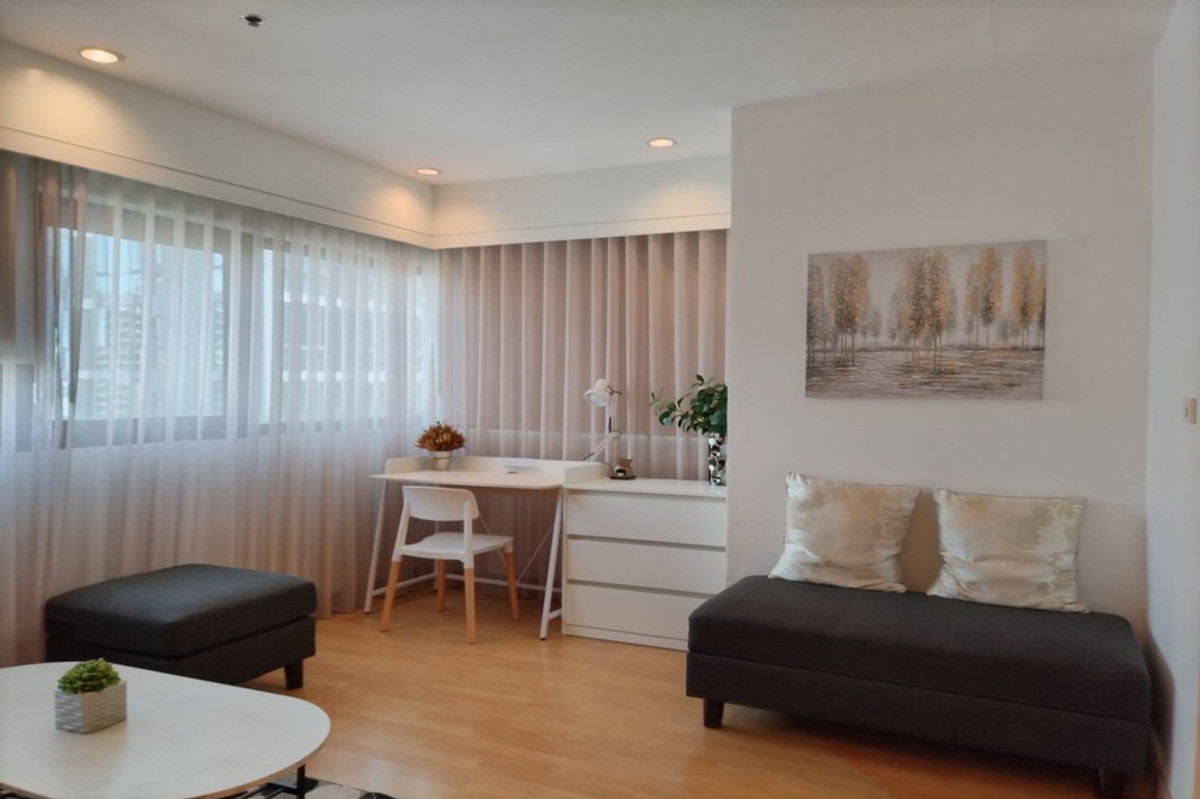 ขายคอนโดสาทร นราธิวาส : 🔥 ขายพร้อมผู้เช่า !! 🔥 Sathorn Gardens, 1 ห้องนอน, 1 ห้องน้ำ, ชั้นสูง 14++, มีที่จอดรถ Fixed, ทำเลดี!! Code C20240800127 พร้อมเข้าอยู่, ราคาพิเศษ!!📣📣