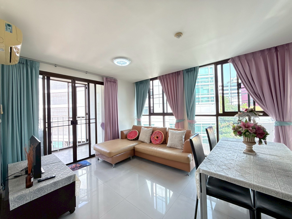 ขายคอนโดลาดพร้าว เซ็นทรัลลาดพร้าว : 2 นอน พร้อมอยู่ Ideo ladprao