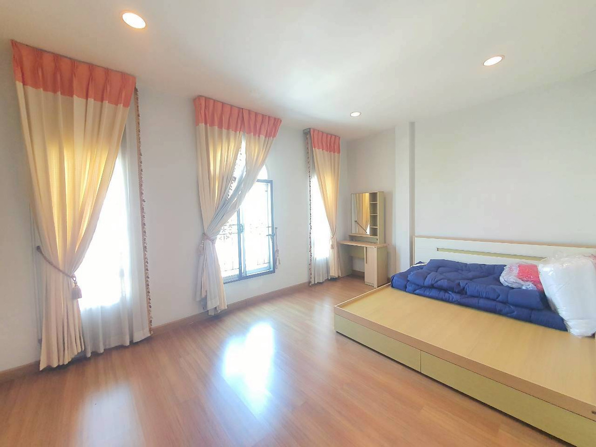 For SaleTownhomeOnnut, Udomsuk : 96728 - Townhome for sale, Baan Klang Muang Luzern (On Nut 46), ready to move in.