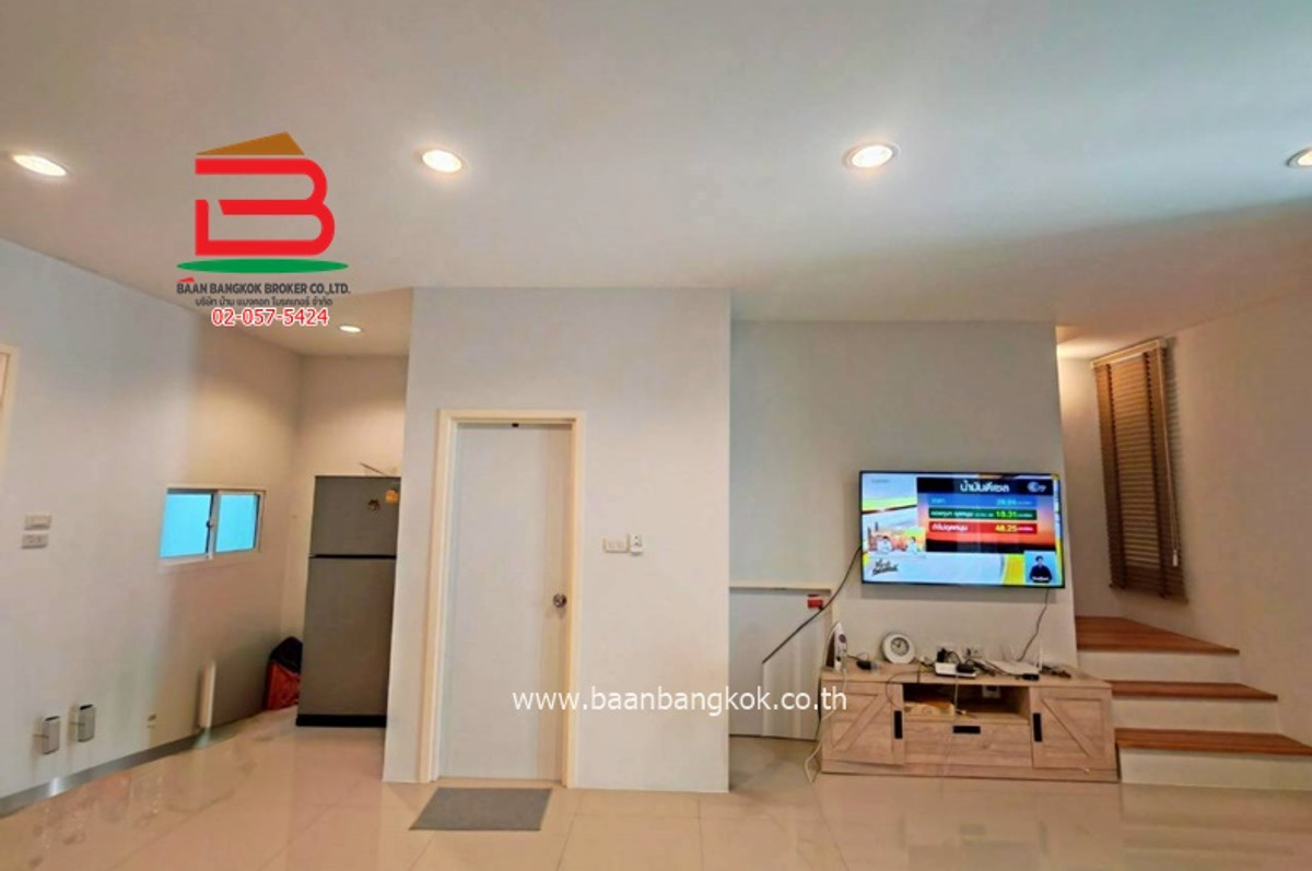 ขายทาวน์โฮมนวมินทร์ รามอินทรา : ทาวน์เฮ้าส์ เดอะพราวด์ (รามอินทรา-วงแหวน) ใกล้สถานีรถไฟฟ้าสายสีชมพู สถานีบางชัน เนื้อที่ 20.6 ตรว. แขวงบางชัน เขตคลองสามวา