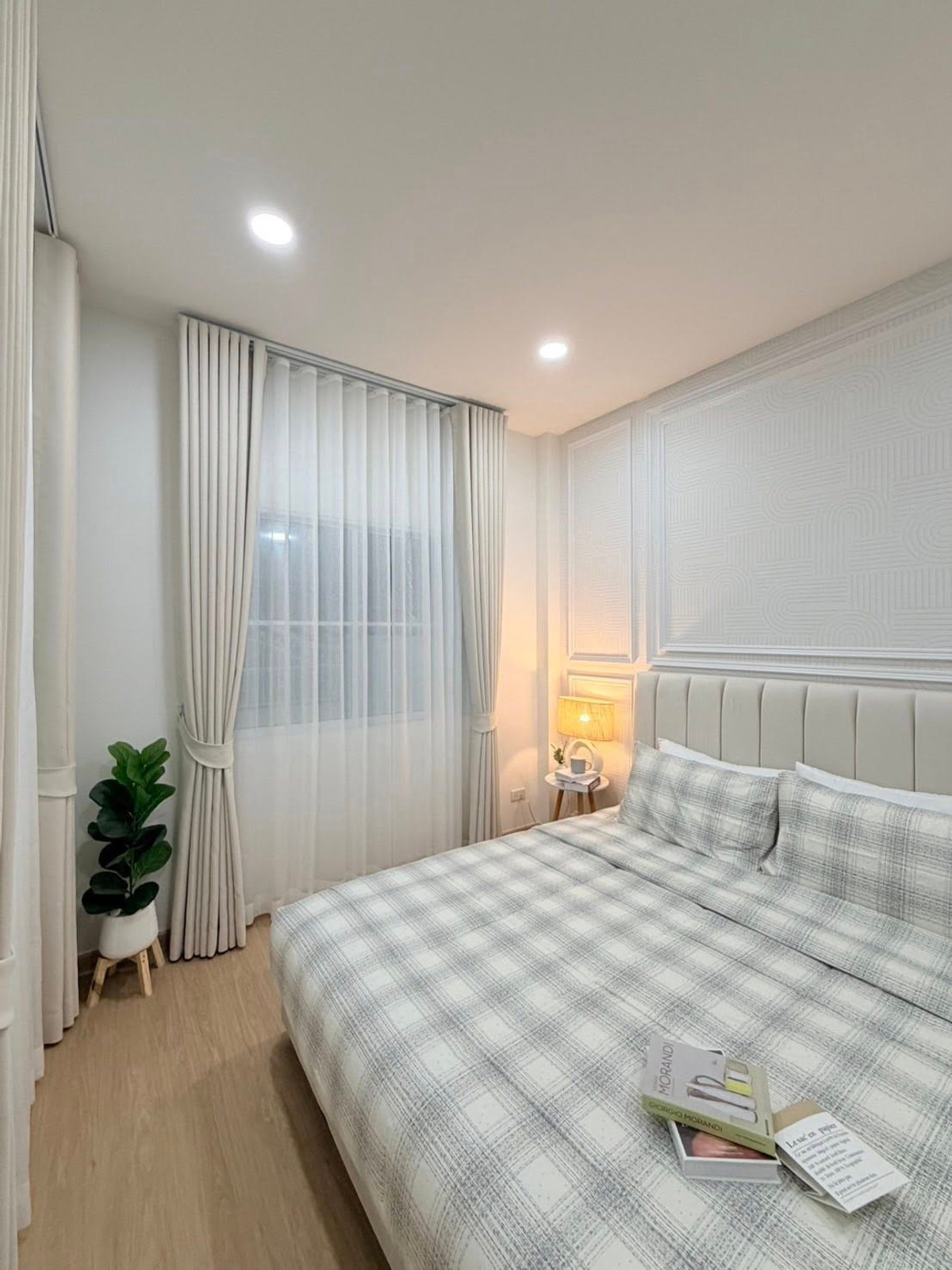 For SaleTownhomePattaya, Bangsaen, Chonburi : Chokchai Village 4 / 2 Bedrooms (FOR SALE) BEWN143