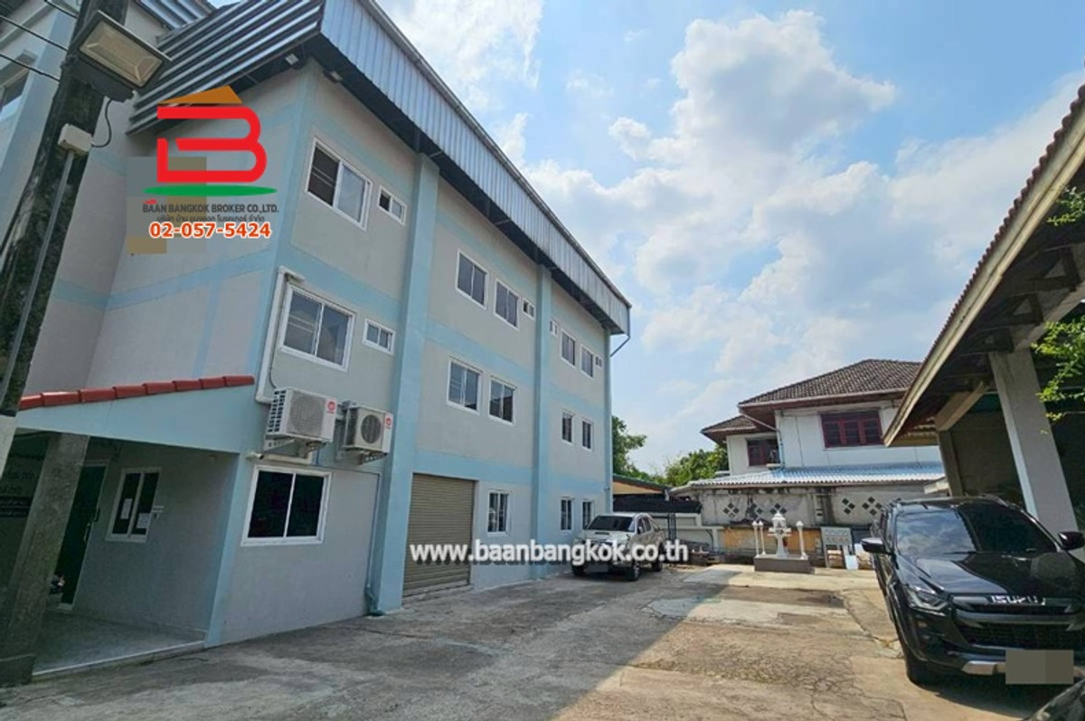 For SaleLandPattanakan, Srinakarin : Land with buildings, area 1 rai, Soi On Nut 17, Intersection 13, Sukhumvit Road 77, Suan Luang Subdistrict, Suan Luang District.