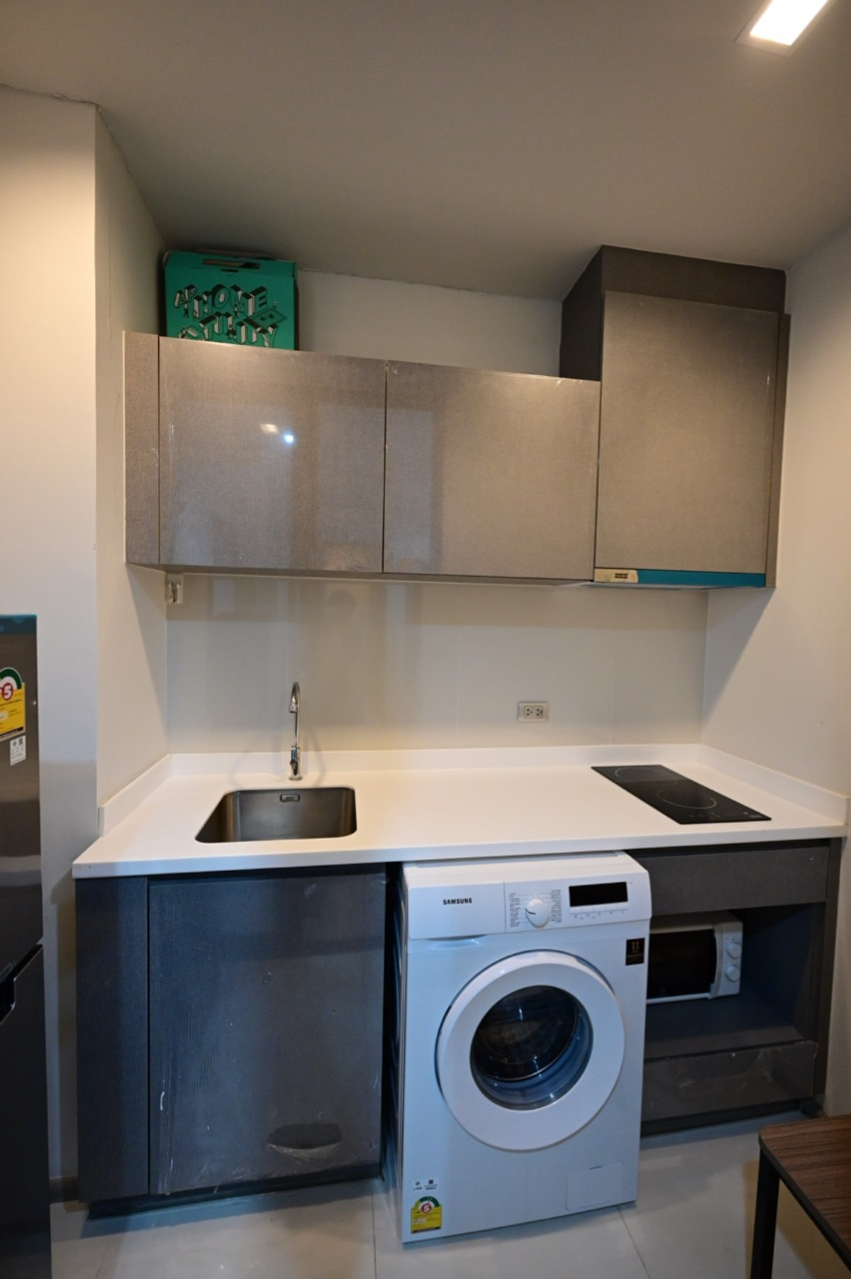 ขายคอนโดพระราม 9 เพชรบุรีตัดใหม่ RCA : ✨ถูกใจวัยทำงาน✌ ขายคอนโดหรู 1 นอน พลัส ส่วนกลางอลังการ ไลฟ์ อโศก ไฮป์✨