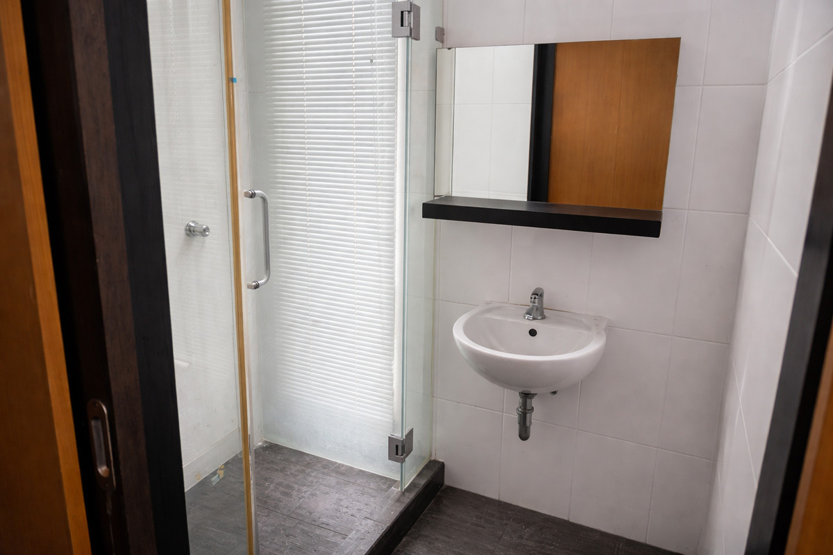 ขายคอนโดสุขุมวิท อโศก ทองหล่อ : For Sell Condo Big Size 3Bed Thonglor ใกล้ BTS ทองหล่อ Luxury Residential Area หมาะสำหรับอยู่อาศัยใจกลางสุขุมวิท และหาไม่บ่อยในตลาด