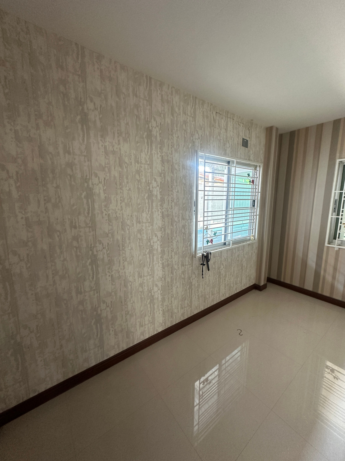 ขายบ้านมหาชัย สมุทรสาคร : บ้านเดี่ยว หมู่บ้านวิเศษสิริ 2 ขายขาดทุน 2.3ล้านบาท