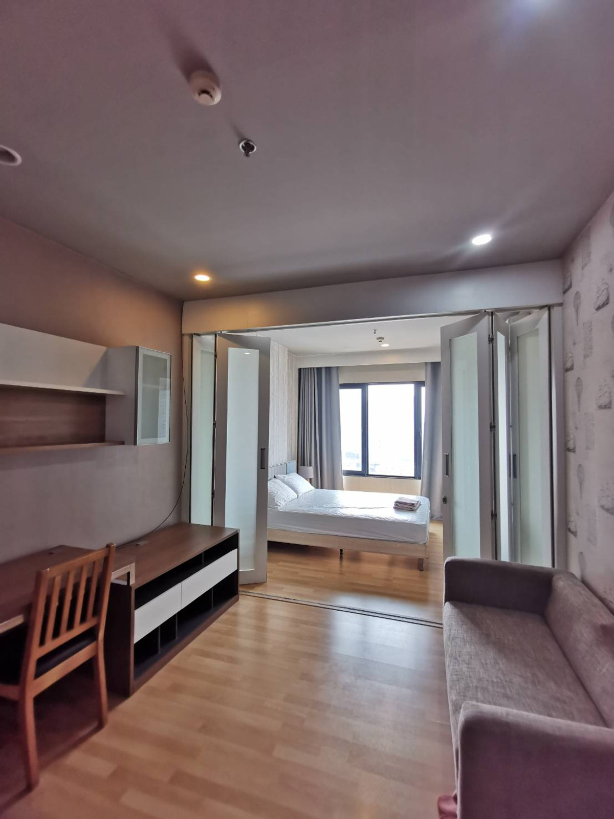 ขายคอนโดอ่อนนุช อุดมสุข : ขาย Blocs77 คอนโดแสนสิริ ทำเลดี ใกล้สถานีรถไฟฟ้าอ่อนนุช ใกล้ห้าง 